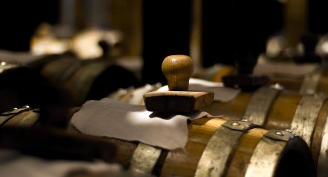 Guided tour and tasting of Balsamic Vinegar of Modena
